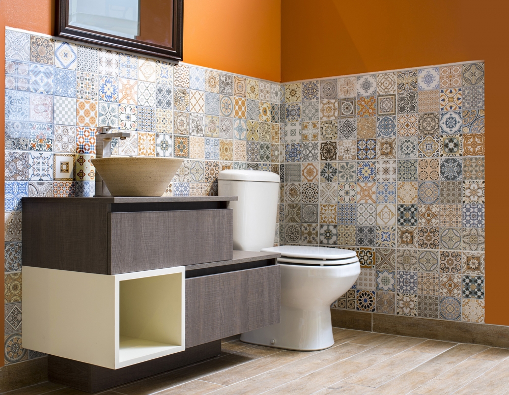 combinación de colores en el baño